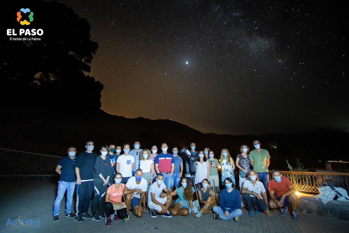 30 personas en el I Networking de Turismo "🗿 Petroglifos y ✨ Estrellas" en El Paso 🌲