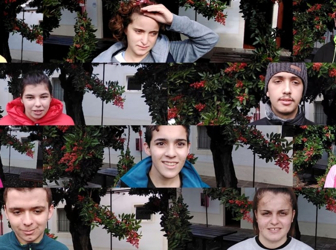 Los alumnos 👱🏻‍♂️👱🏻‍♀️ del aula enclave del IES Pérez Pulido 🎞️ protagonizan 'Una Navidad Diferente'⛱️🎄
