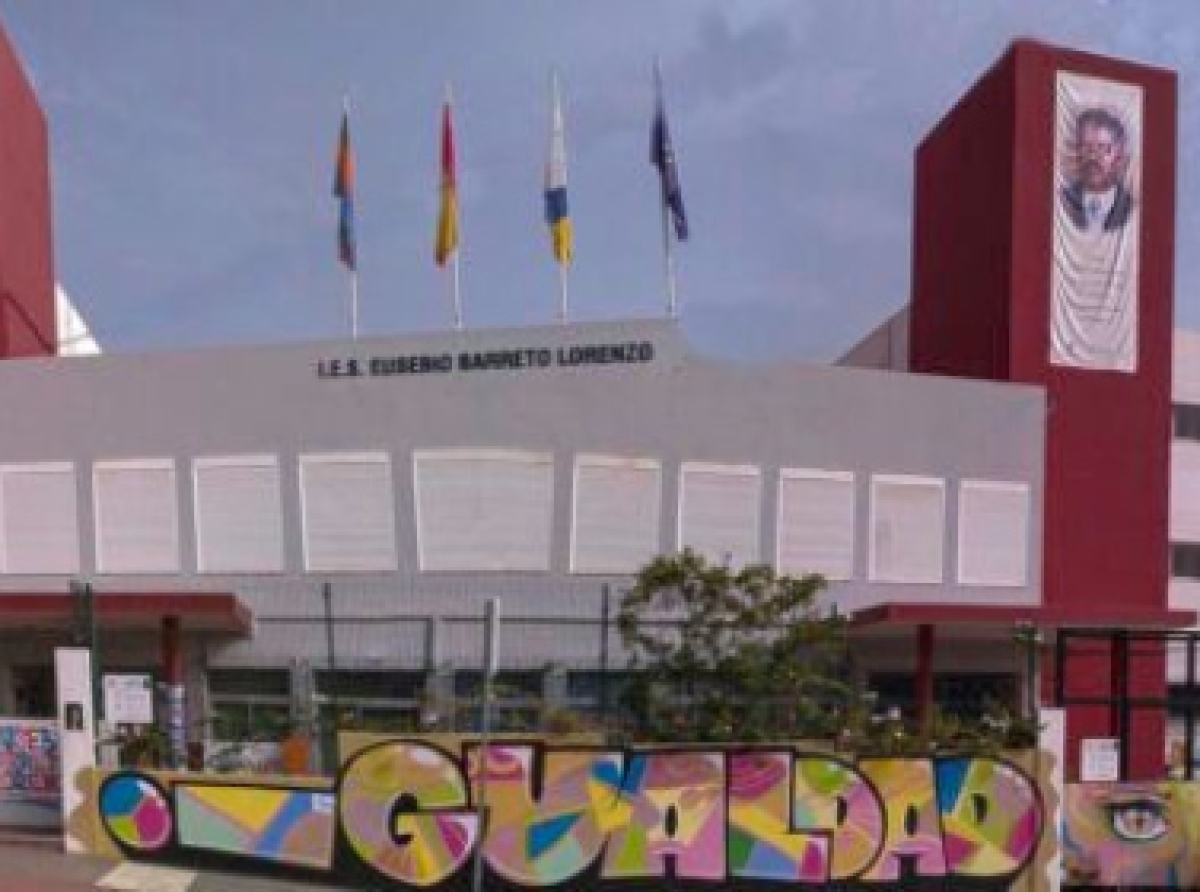El 🏫IES Eusebio Barreto Lorenzo recibe el Premio de 💖Bienestar Emocional💖